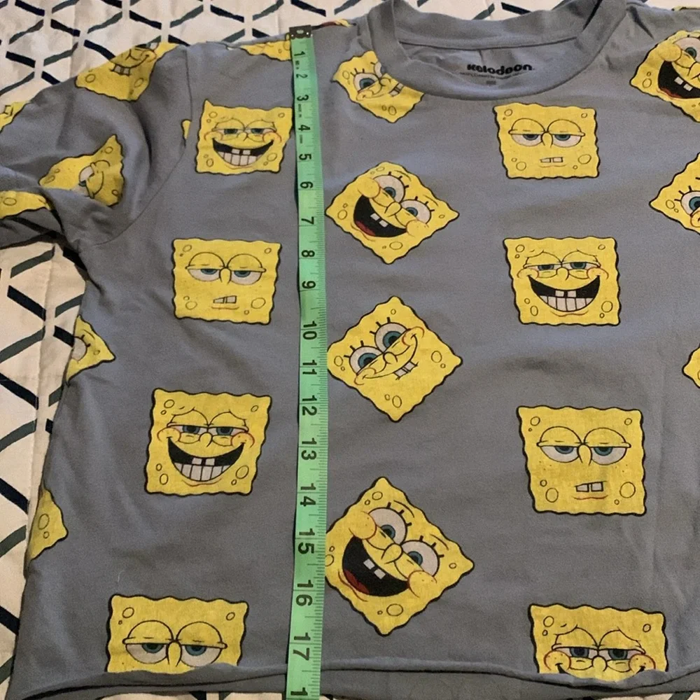 Nickelodeon cropped graphicSpongeBob Tee shirt Large many faces of SpongeBob - Picture 5 of 5